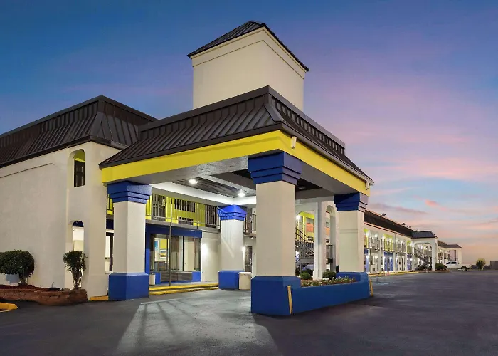 Days Inn & Suites By Wyndham Vicksburg